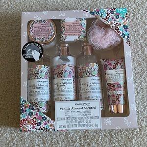 Olivia Grace Bath & Body Care 7 Piece Set, Vanilla Almond Scent